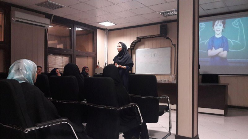 Mehrafarin youth department hold courses