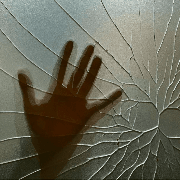هیچ کودکی نباید از شدت رنج، آرزوی مرگ کند…
