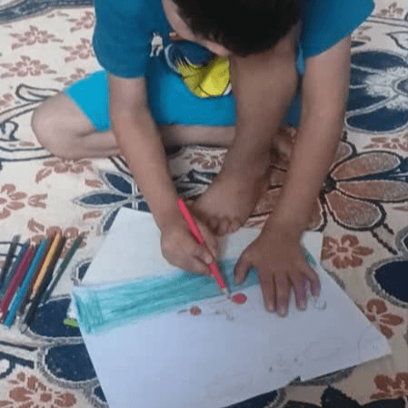 خجالت می‌کشم از مادرم بخواهم