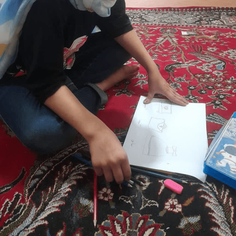 چشم به راه مسافری که نمی آید!