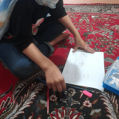 چشم به راه مسافری که نمی آید!