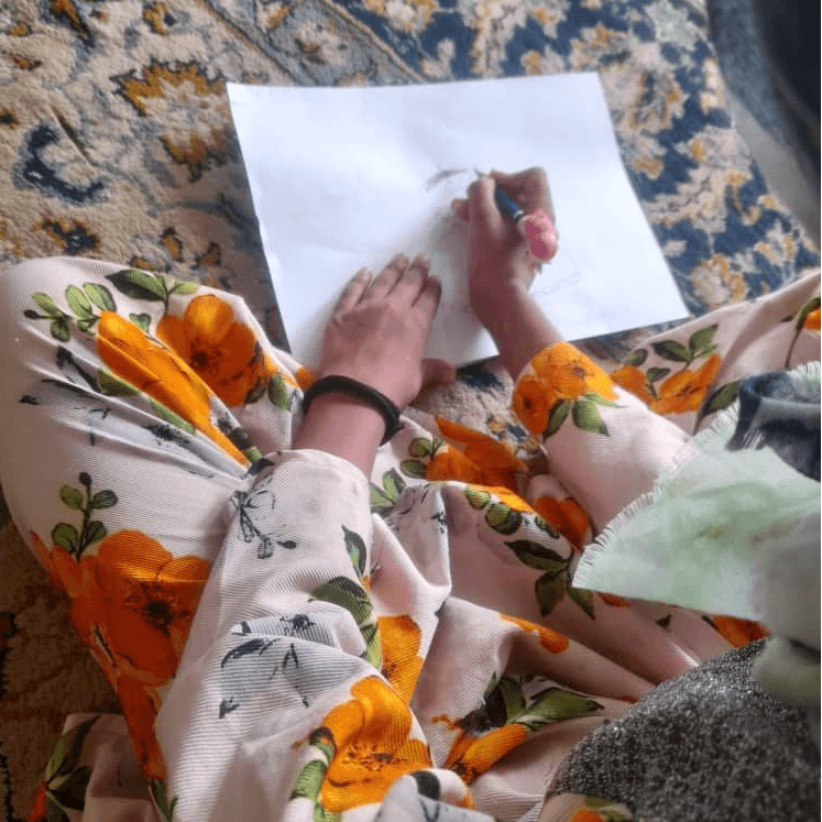 دوست دارم بروم مهمانی اما...