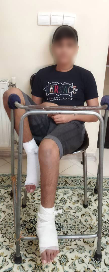 این پسر ۱۲ ساله شیرازی نان‌آور خانه است/ راه رفتنِ دوباره علیرضا نیازمند ۲۵ میلیون تومان